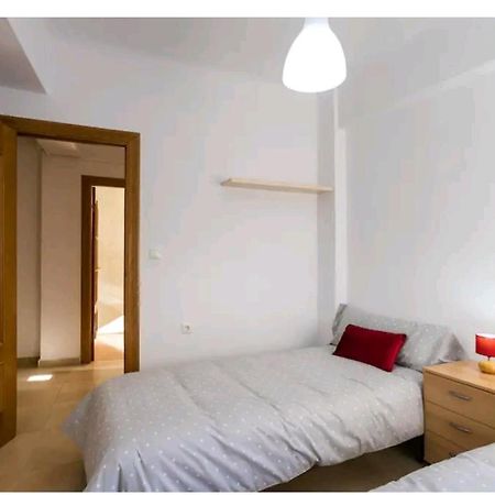 Apartamento Coqueto A Un Minuto De La Explanada Alicante Bagian luar foto