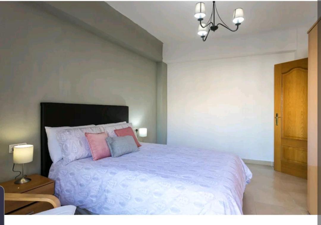Apartamento Coqueto A Un Minuto De La Explanada Alicante Bagian luar foto